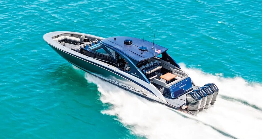 2025 Mystic M5200XL Luxury Speed Boat
